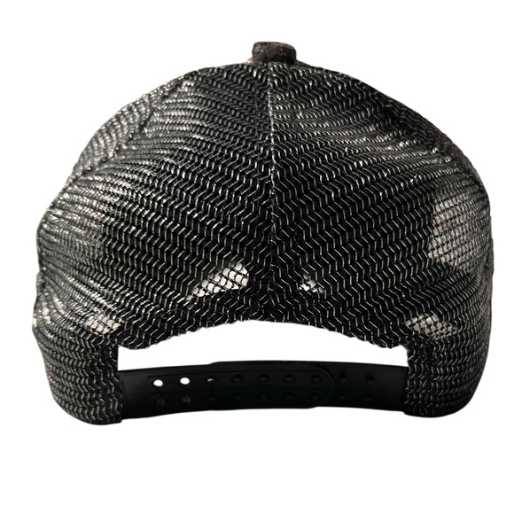 Beautiful Sequin Leaf Design Black and Gold Glam Cap, adjustable size - Picture 6 of 11